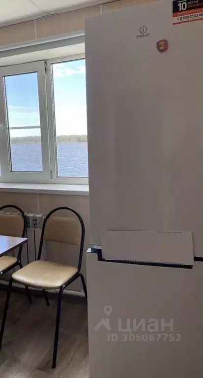 Дом в Ленинградская область, Лодейнопольский район, пос. Свирьстрой ... - Фото 0