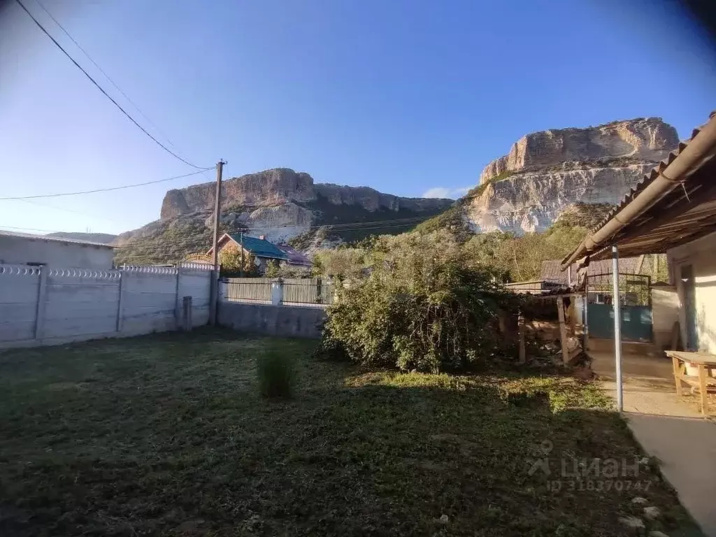 Дом в Крым, Бахчисарайский район, Куйбышевское с/пос, с. Большое ... - Фото 0