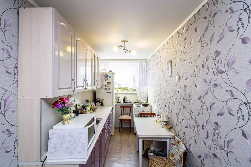 2-к кв. Тюменская область, Тюмень ул. Щорса, 5а (43.0 м) - Фото 1