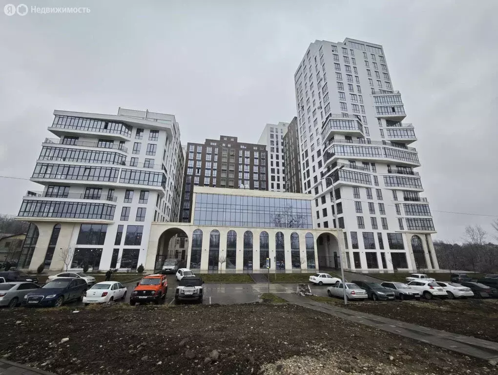 Квартира-студия: Нальчик, улица Кешокова, 1 (48 м) - Фото 1