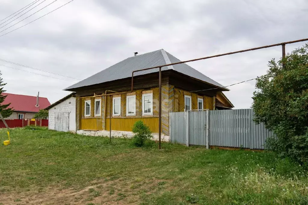 Дом в Удмуртия, Граховский район, д. Байтуганово  (48 м) - Фото 1