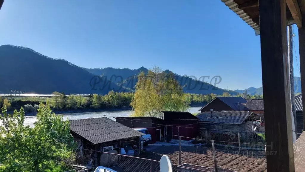 Дом в Алтай, Чемальский район, Элекмонарское с/пос, с. Элекмонар ул. ... - Фото 2