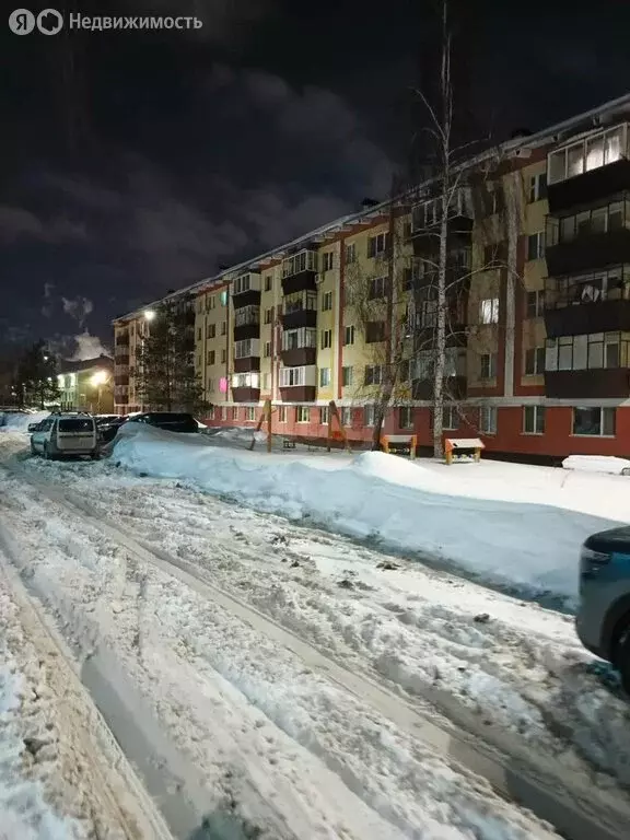 2-комнатная квартира: Альметьевск, улица Пушкина, 33 (48 м) - Фото 1