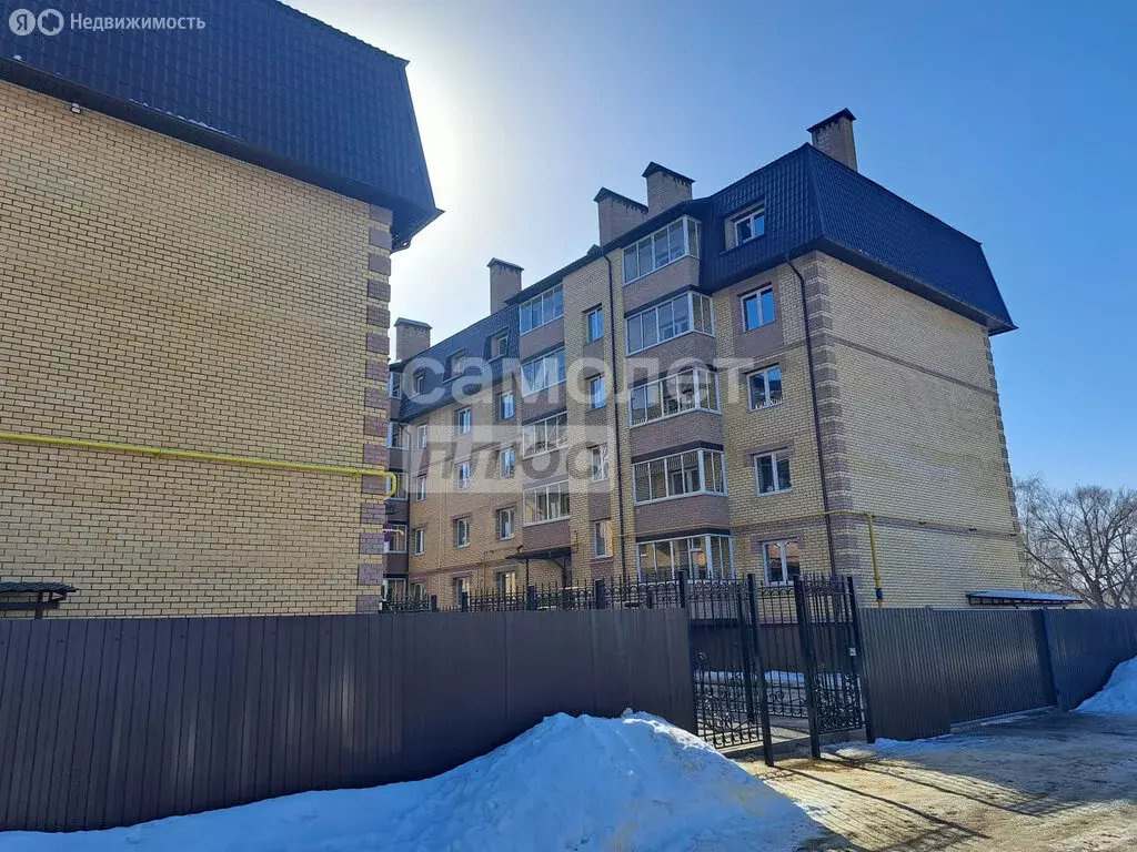 3-комнатная квартира: деревня Перикса, улица Железнодорожная Казарма, ... - Фото 2