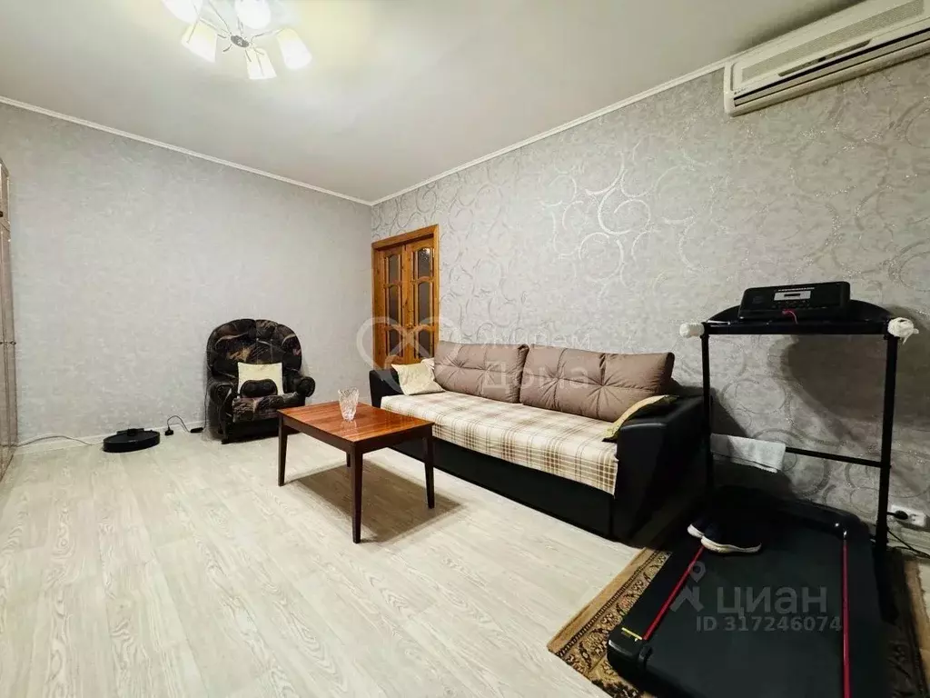 2-к кв. Волгоградская область, Волгоград Краснополянская ул., 68 (51.7 ... - Фото 0