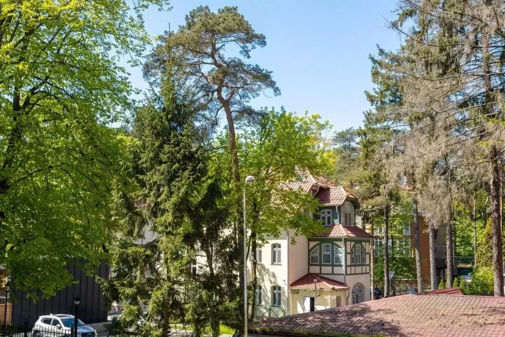 1-к кв. Калининградская область, Светлогорск Садовая ул., 7 (48.0 м) - Фото 1