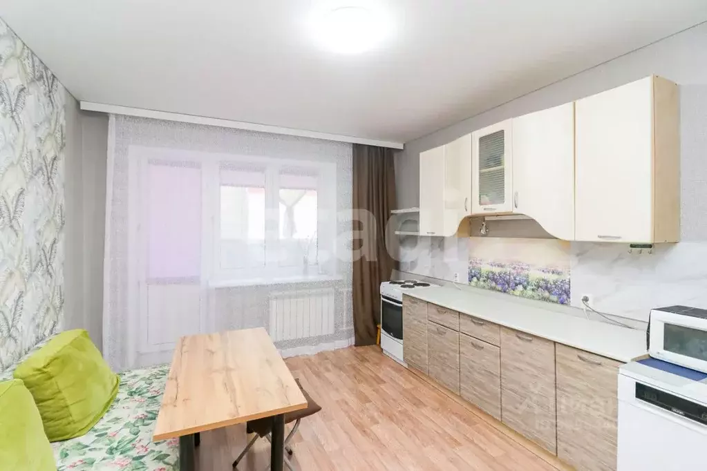 1-к кв. Тюменская область, Тюмень ул. Монтажников, 51 (50.0 м) - Фото 1