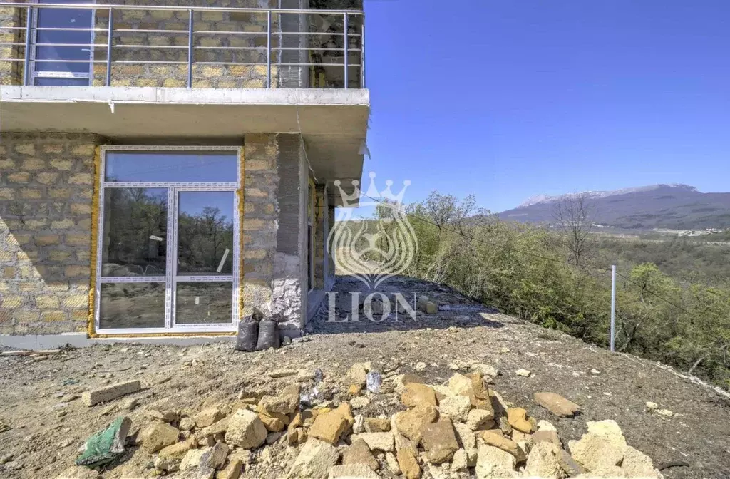 Дом в Крым, Алушта ул. Туристов, 7 (150 м) - Фото 1