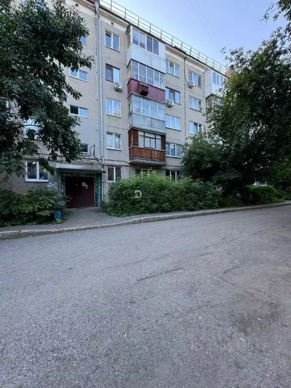 2-к кв. Башкортостан, Уфа ул. Степана Халтурина, 49/2 (48.3 м) - Фото 1