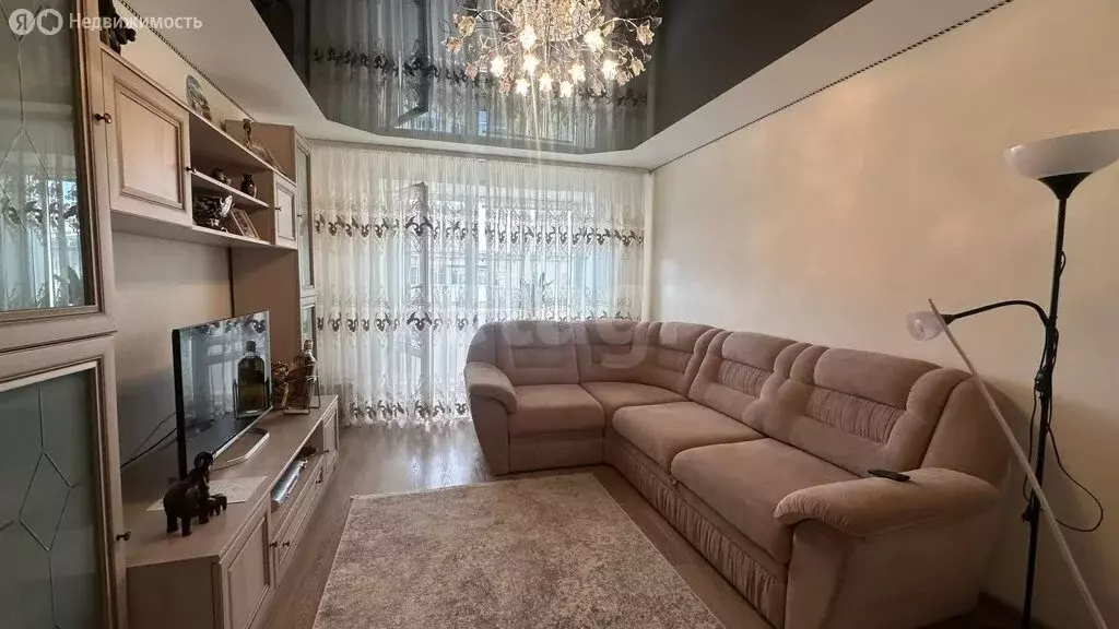 2-комнатная квартира: Ирбит, улица Мальгина, 41 (48 м) - Фото 0