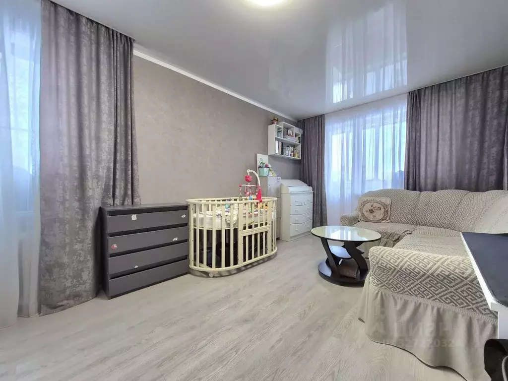 3-к кв. Курская область, Курск ул. Менделеева, 61А (60.6 м) - Фото 1