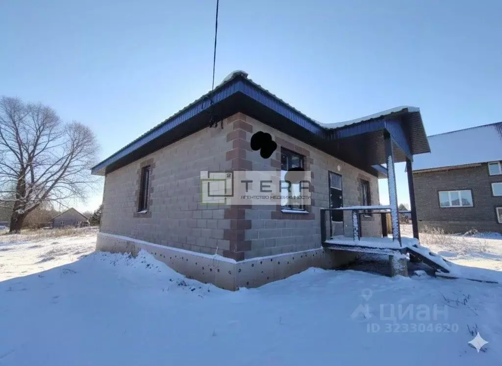 Дом в Башкортостан, Иглинский сельсовет, с. Иглино ул. Салаватская ... - Фото 2