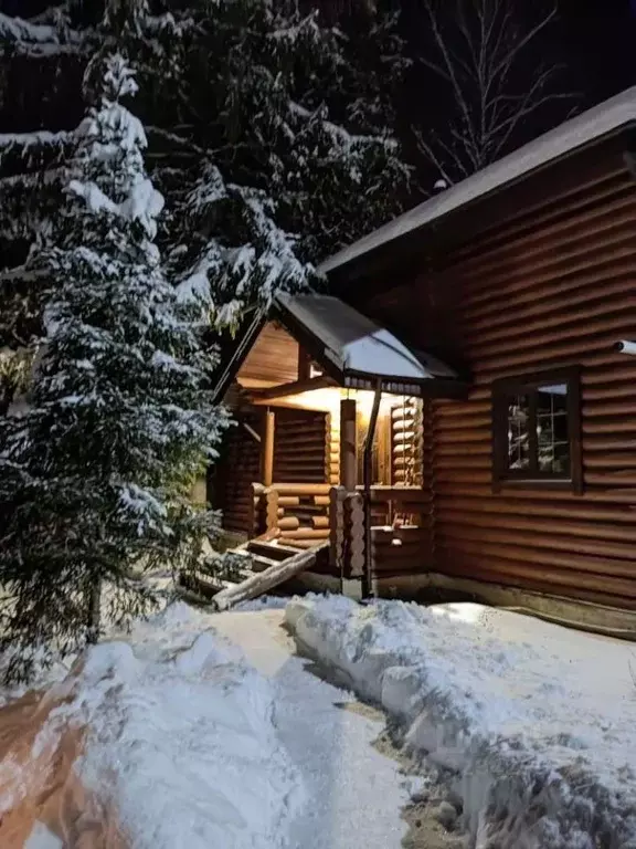 Дом в Московская область, Клин городской округ, пос. Зубово, Елки кв-л ... - Фото 1