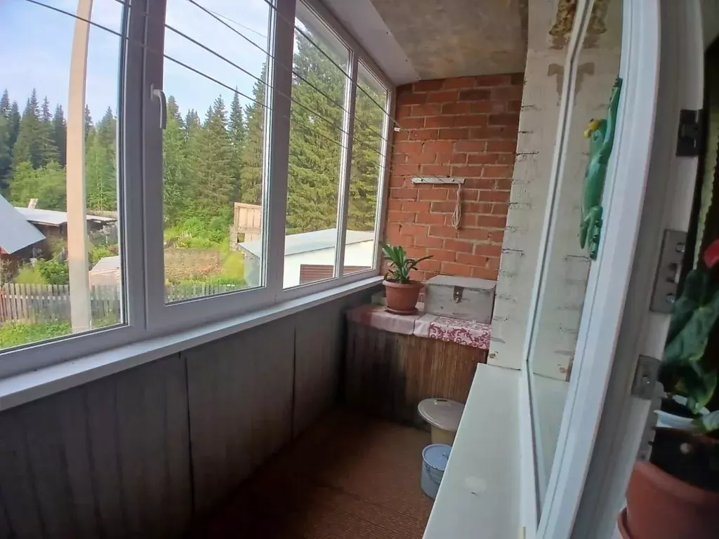 3-к кв. Свердловская область, Шаля пгт ул. Дорожная, 1 (66.0 м) - Фото 1