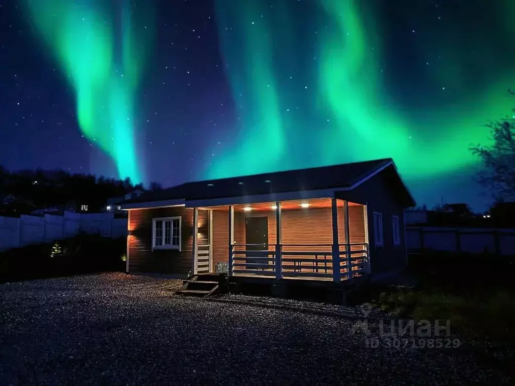 Дом в Мурманская область, Кольский район, Молочный городское ... - Фото 1