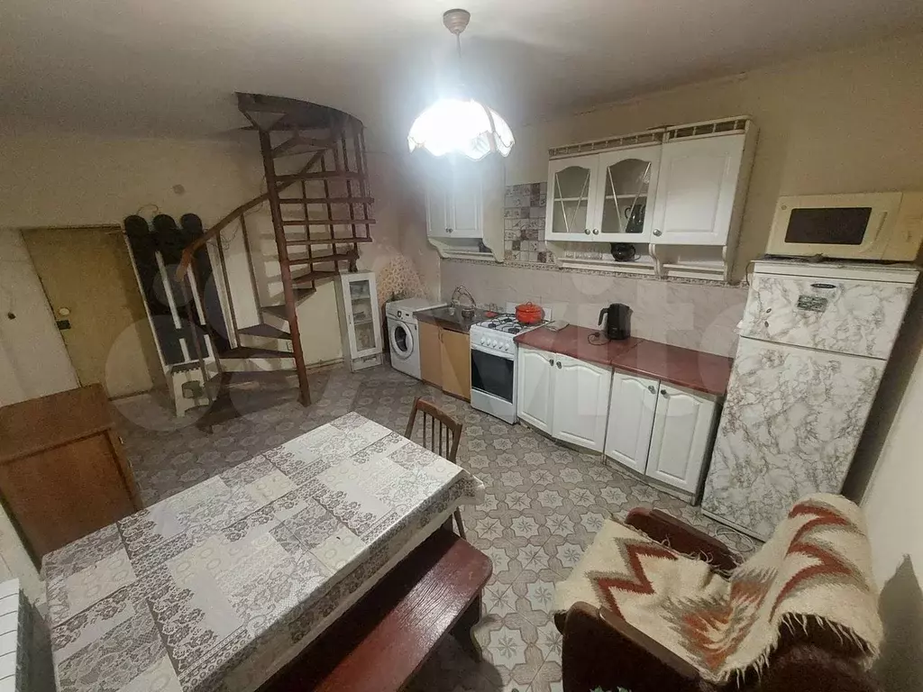 2-к. квартира, 60 м, 1/2 эт. - Фото 0