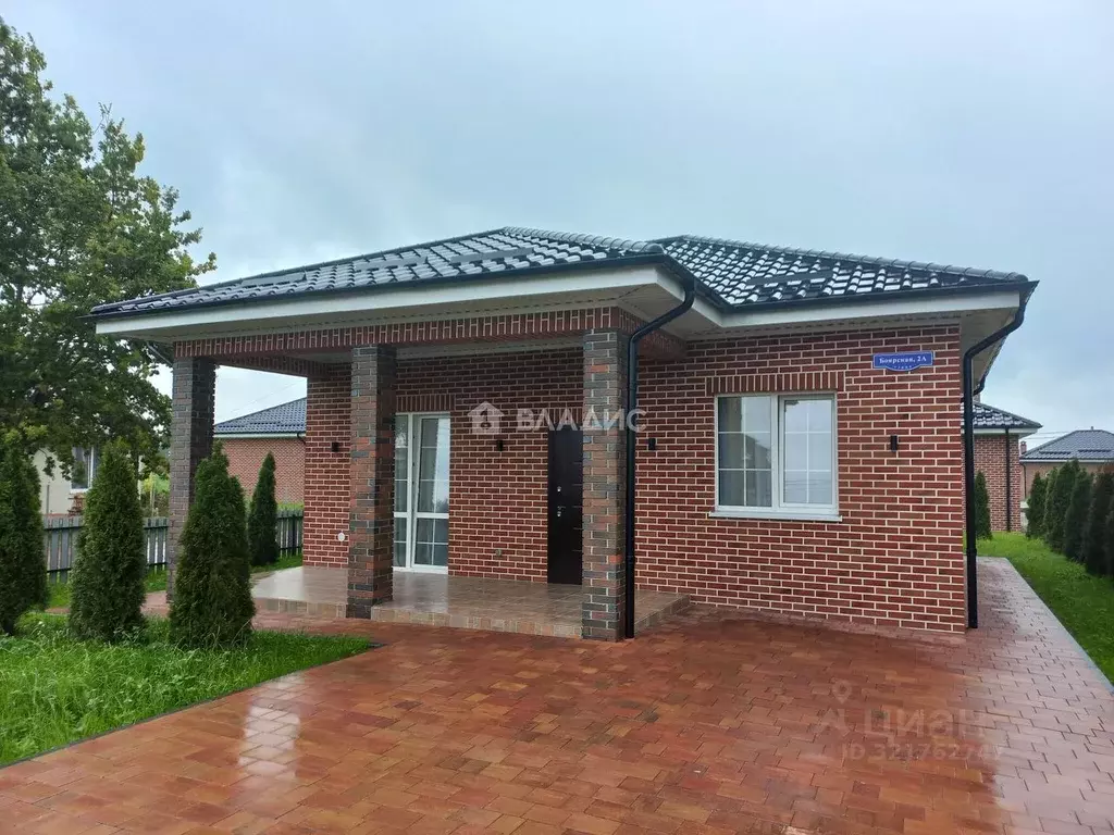 Дом в Калининградская область, Гурьевский муниципальный округ, пос. ... - Фото 1