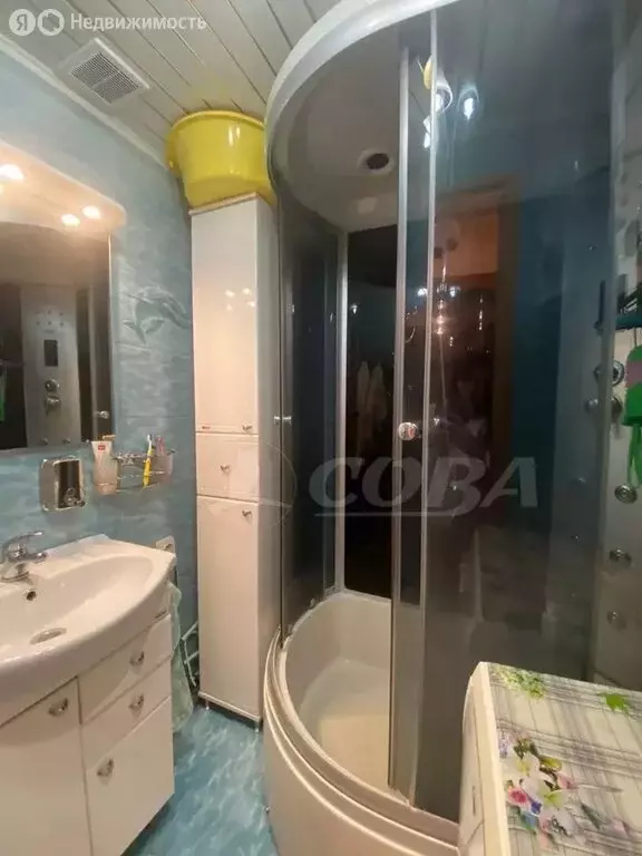 3-комнатная квартира: Тобольск, 8-й микрорайон, 31 (64.1 м) - Фото 0