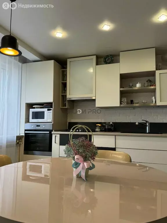 3-комнатная квартира: Ижевск, улица имени 50-летия ВЛКСМ, 19 (60 м) - Фото 1