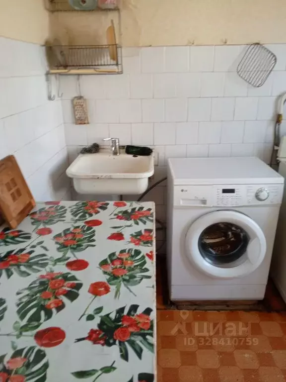 2-к кв. Брянская область, Брянск ул. Камозина, 46 (47.0 м) - Фото 2