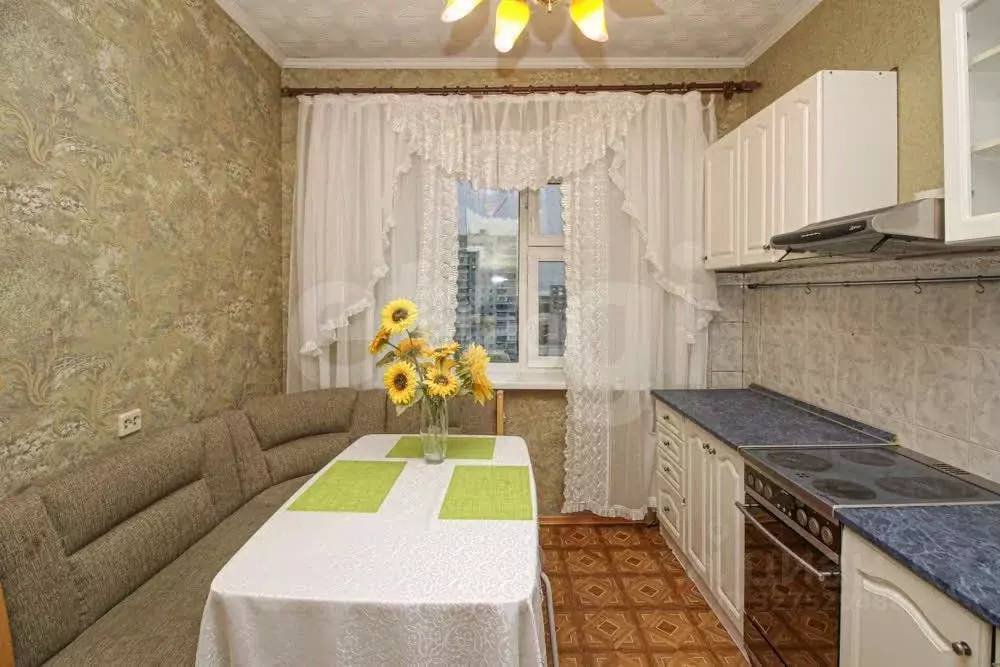 3-к кв. Ханты-Мансийский АО, Нижневартовск ул. Чапаева, 91 (68.7 м) - Фото 1