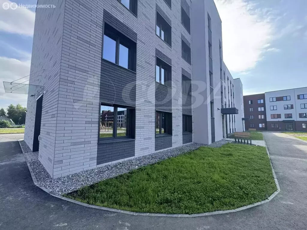 2-комнатная квартира: село Горьковка, Светлая улица, 10к1 (55.1 м) - Фото 1