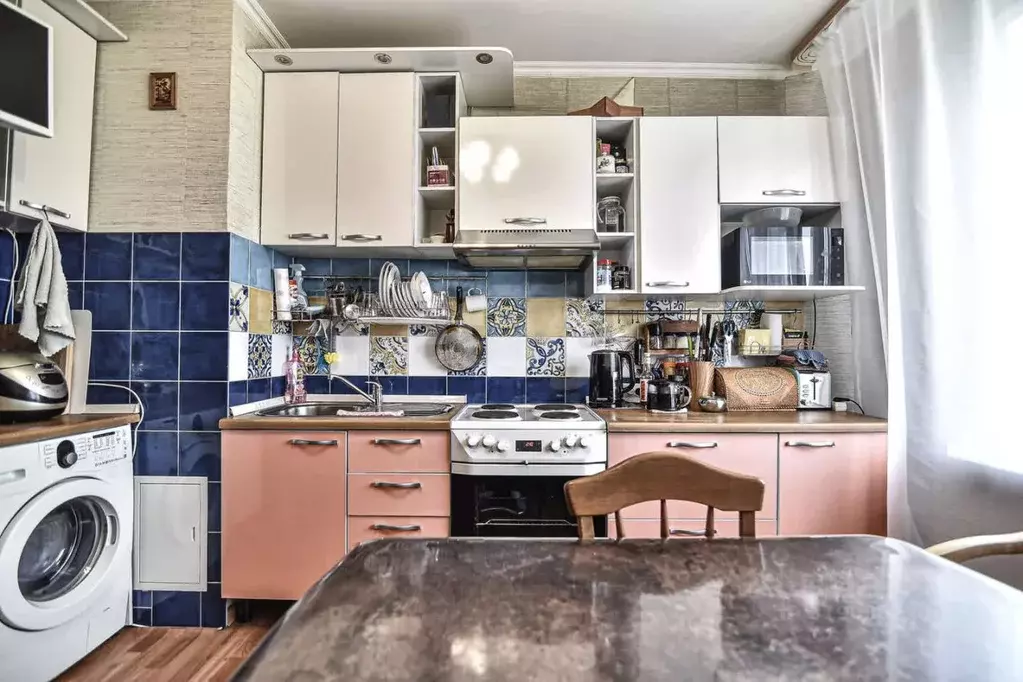 4-к кв. Сахалинская область, Южно-Сахалинск просп. Мира, 290А (83.9 м) - Фото 1