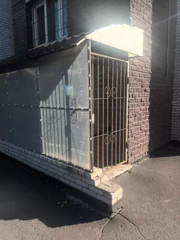 Помещение свободного назначения в Омская область, Омск Привокзальный ... - Фото 1