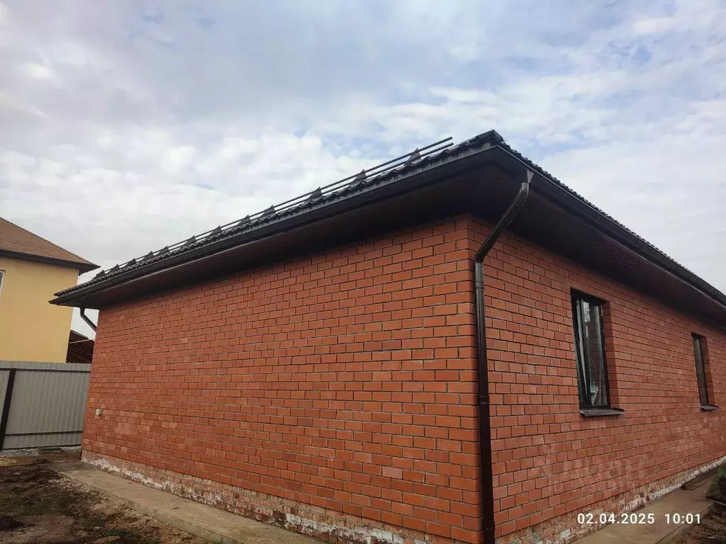 Дом в Саратовская область, Энгельсский район, Красноярское ... - Фото 2