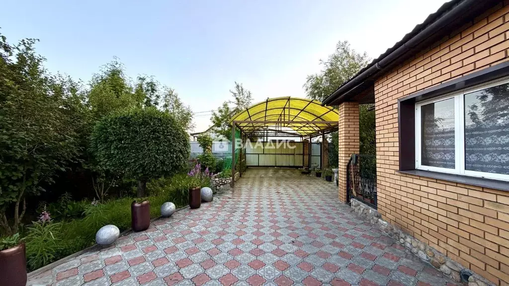 Дом в Бурятия, Улан-Удэ ул. Антонова, 78 (86 м) - Фото 1