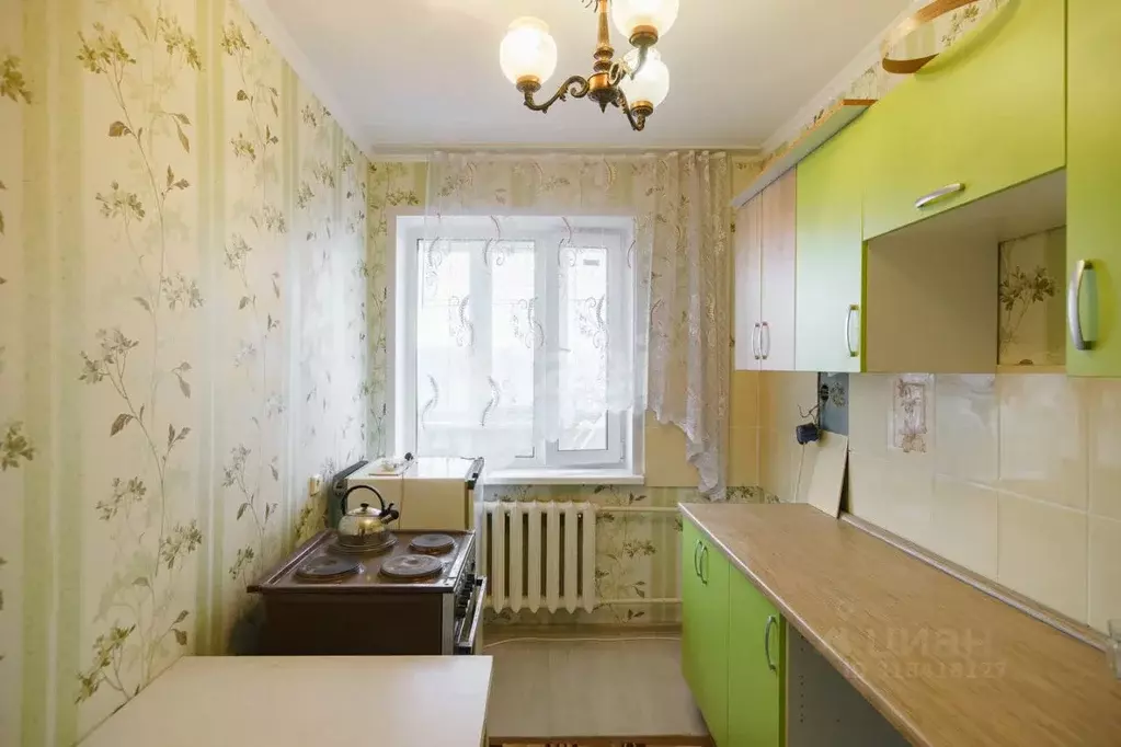 3-к кв. Ульяновская область, Ульяновск ул. Репина, 43 (64.7 м) - Фото 0