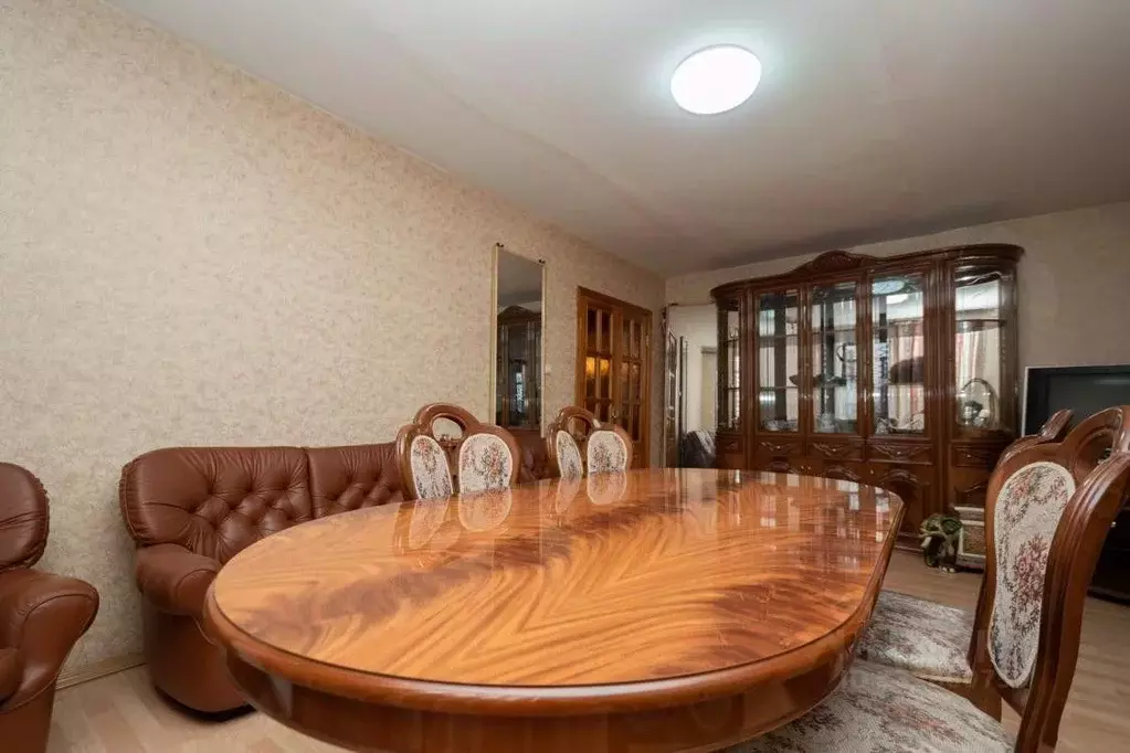 3-к кв. Иркутская область, Иркутск Волжская ул., 33 (98.6 м) - Фото 1