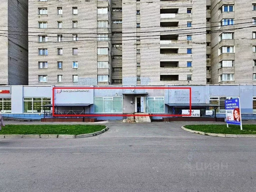 Торговая площадь в Санкт-Петербург просп. Энгельса, 139/21 (352 м) - Фото 0