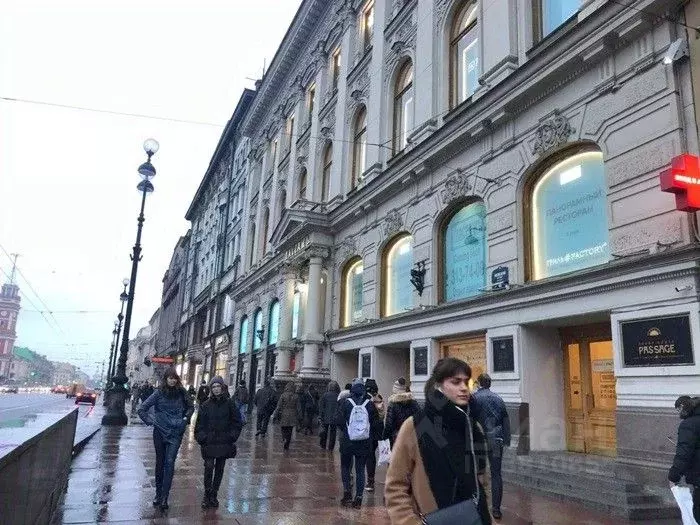 Торговая площадь в Санкт-Петербург Невский просп., 48 (239 м) - Фото 0