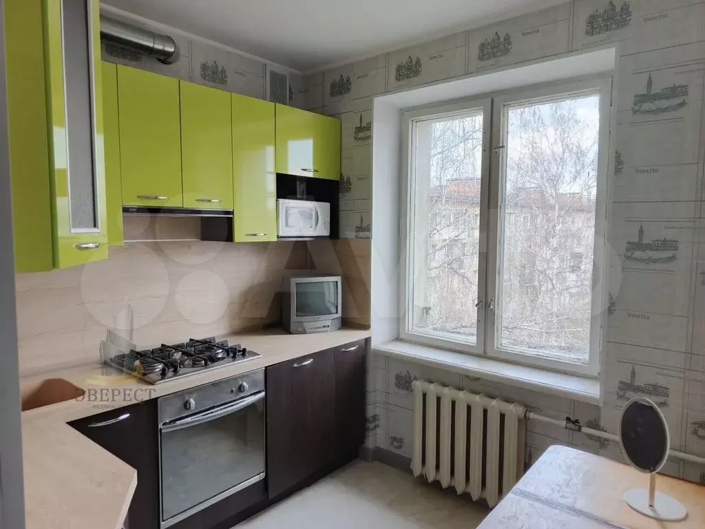 3-к. квартира, 56 м, 5/5 эт. - Фото 0
