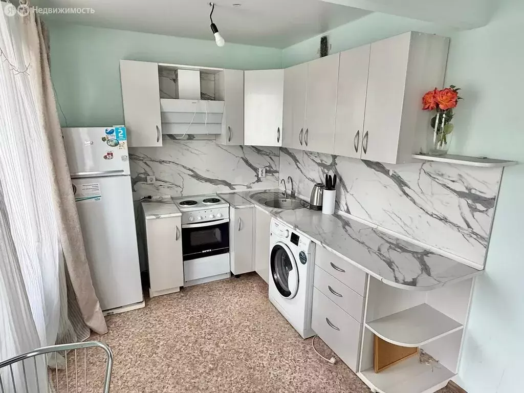 Квартира-студия: Тюмень, микрорайон Антипино, Беловежская улица, 15 ... - Фото 2