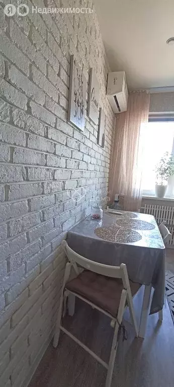 2-комнатная квартира: Волгоград, район Семь Ветров, улица 8-й ... - Фото 1