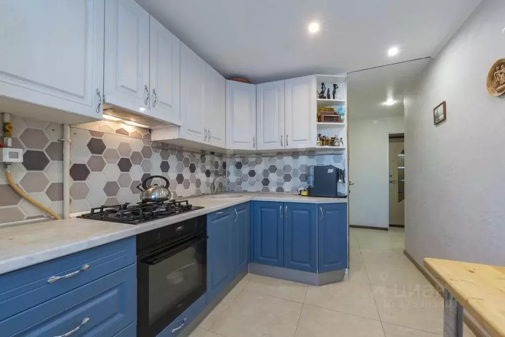 3-к кв. Пермский край, Пермь Петропавловская ул., 85 (58.0 м) - Фото 0