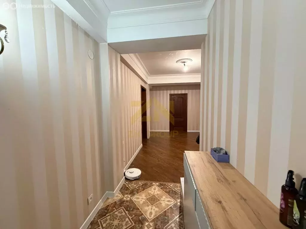 3-комнатная квартира: Махачкала, Магарамкентская улица, 17А (117 м) - Фото 1