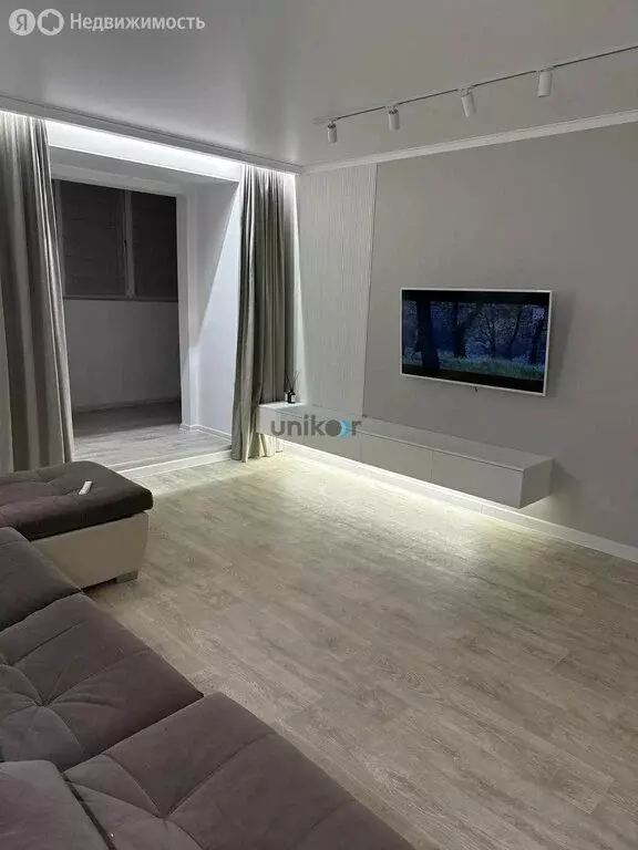 3-комнатная квартира: Октябрьский, 34-й микрорайон, 17Б (80.3 м) - Фото 2