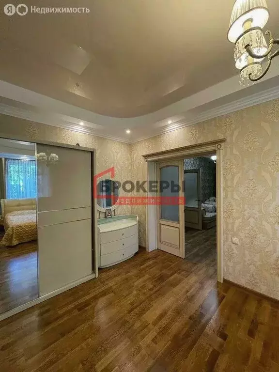 3-комнатная квартира: Севастополь, Большая Морская улица, 26 (62 м) - Фото 1