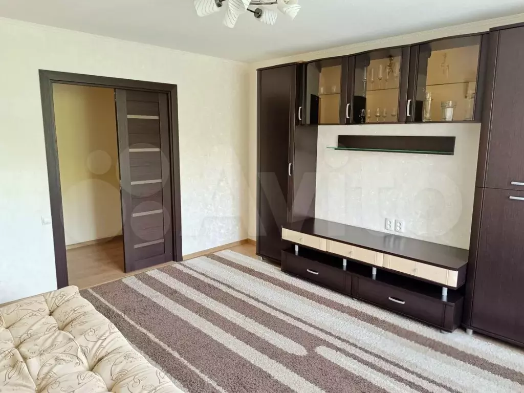 2-к. квартира, 63 м, 3/9 эт. - Фото 0