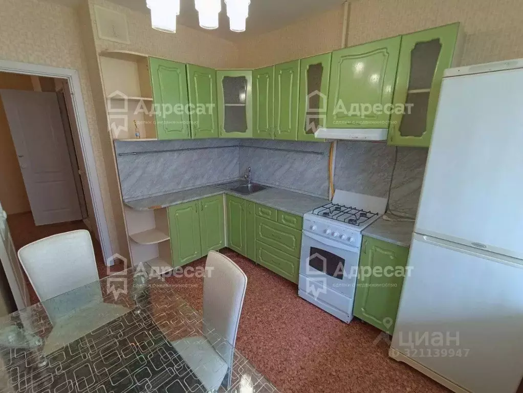 2-к кв. Волгоградская область, Волгоград ул. Маршала Воронова, 8 (54.0 ... - Фото 0
