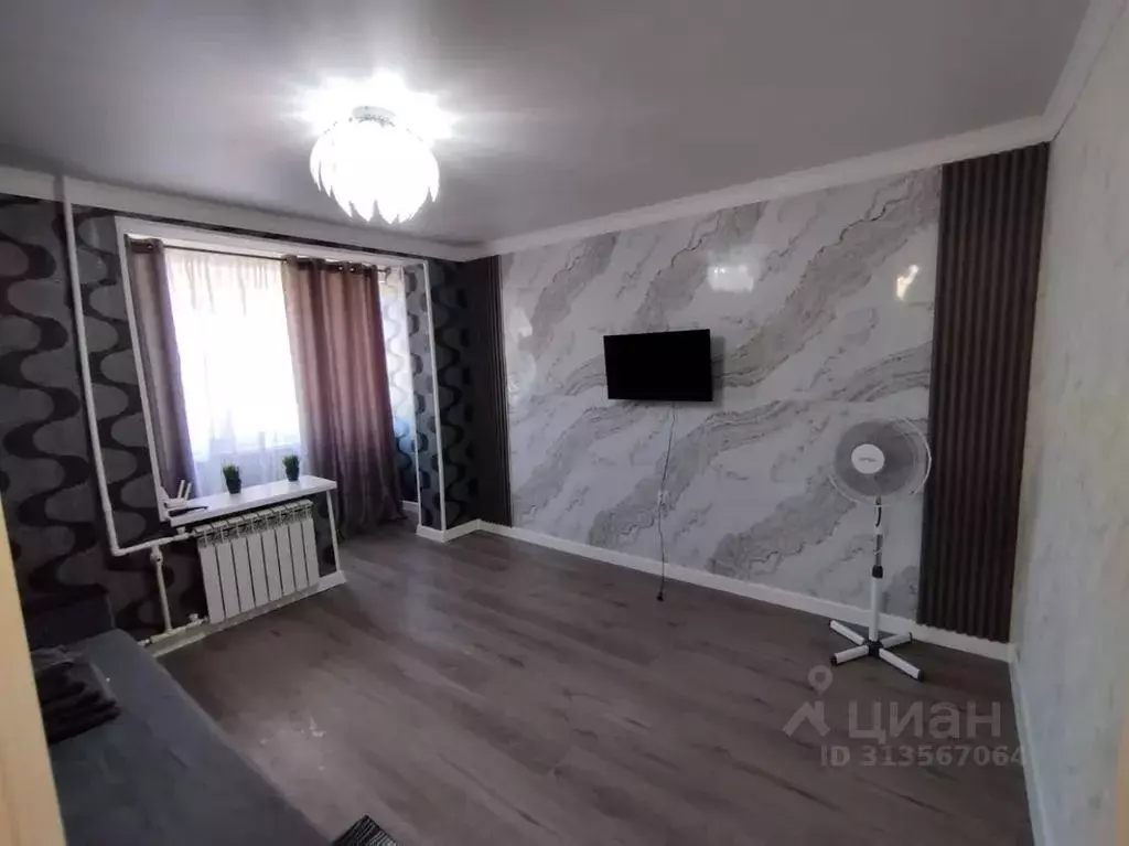 1-к кв. Дагестан, Каспийск ул. Алферова, 12 (30.0 м) - Фото 1