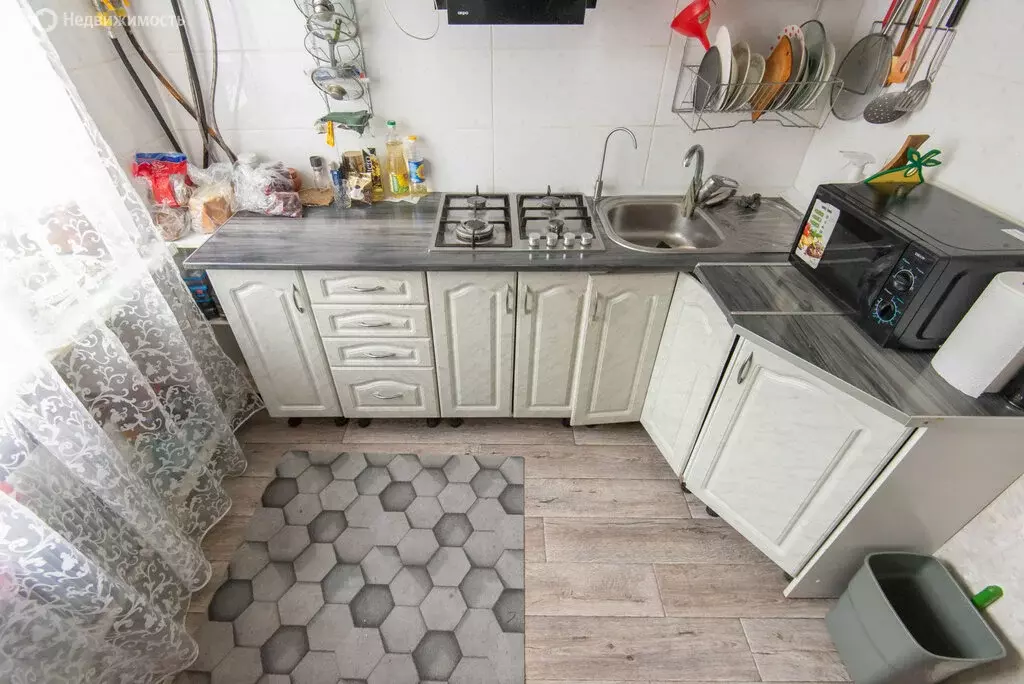 3-комнатная квартира: Батайск, улица Куйбышева, 176 (56 м) - Фото 2