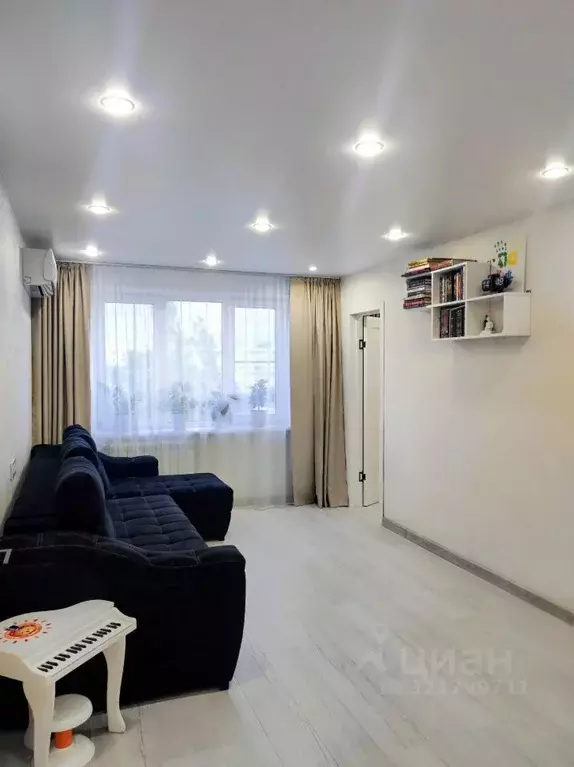 2-к кв. Самарская область, Тольятти ул. Баныкина, 30 (68.5 м) - Фото 0