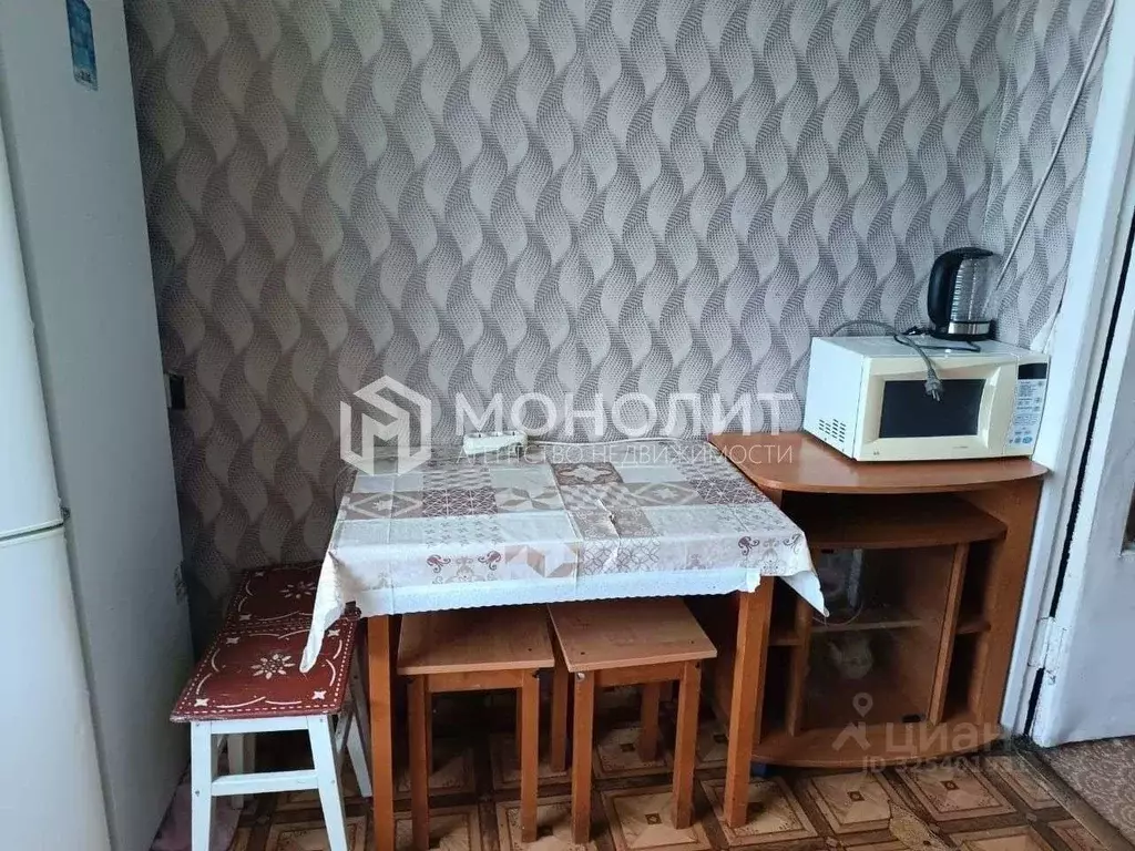 2-к кв. Белгородская область, Старый Оскол ул. Свердлова, 25 (51.0 м) - Фото 2