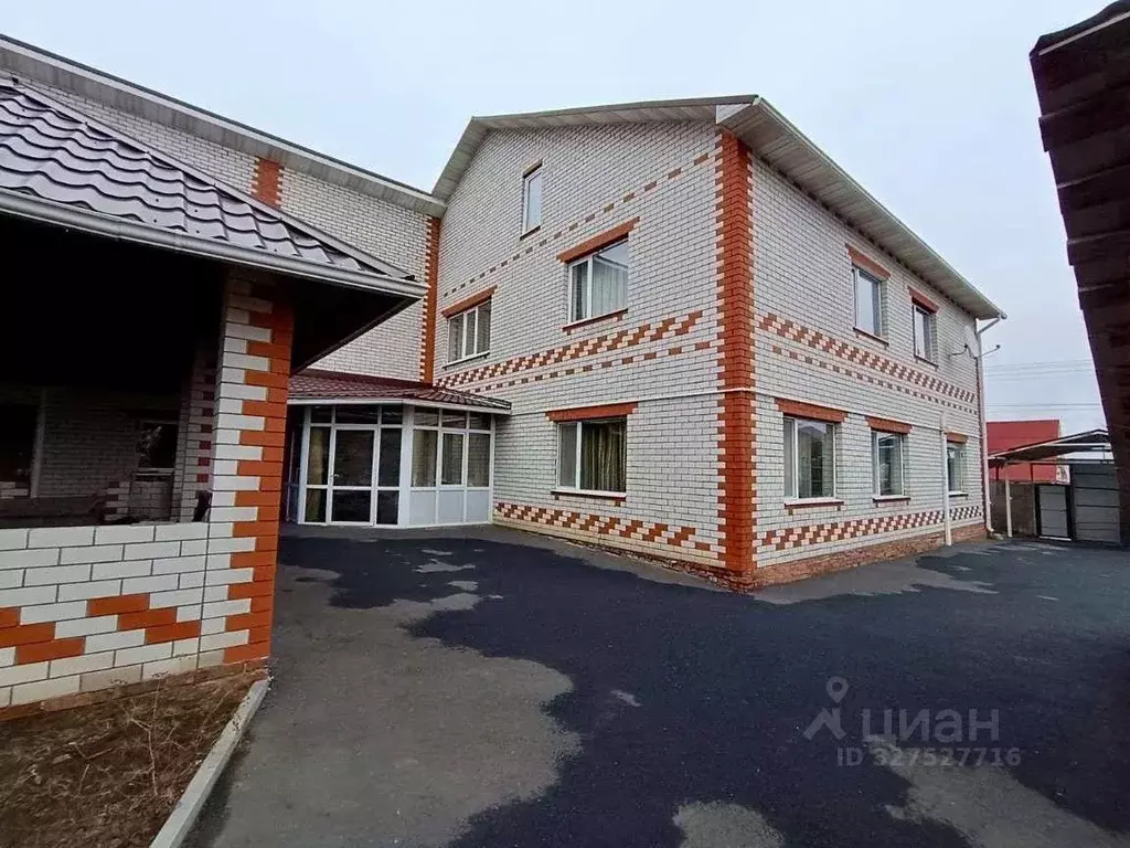 Дом в Белгородская область, Белгород Соловьиный пер. (467 м) - Фото 1