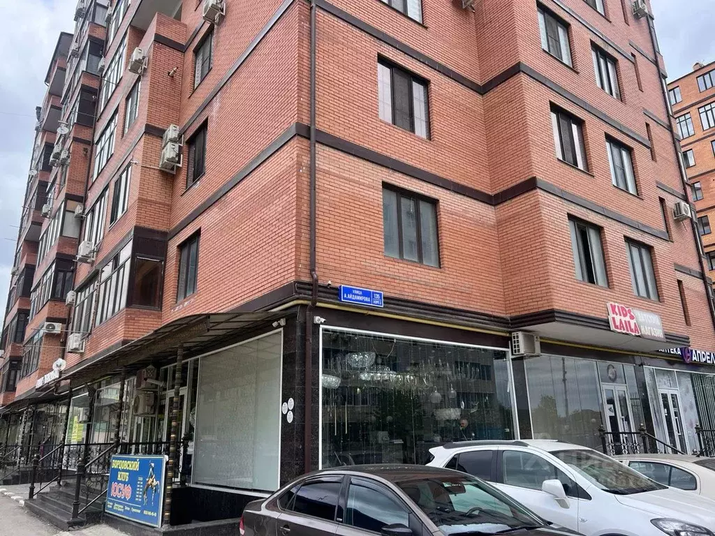 3-к кв. Чеченская республика, Грозный ул. А.А. Айдамирова (75.0 м) - Фото 1