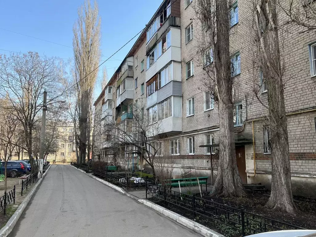 4-к. квартира, 62,4 м, 2/5 эт. - Фото 0